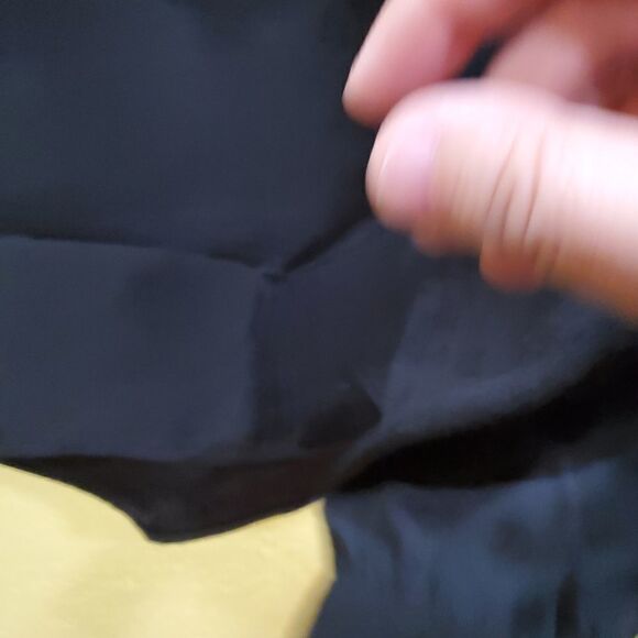 Urban outfitters keyhole back blouse - Picture 5 of 8